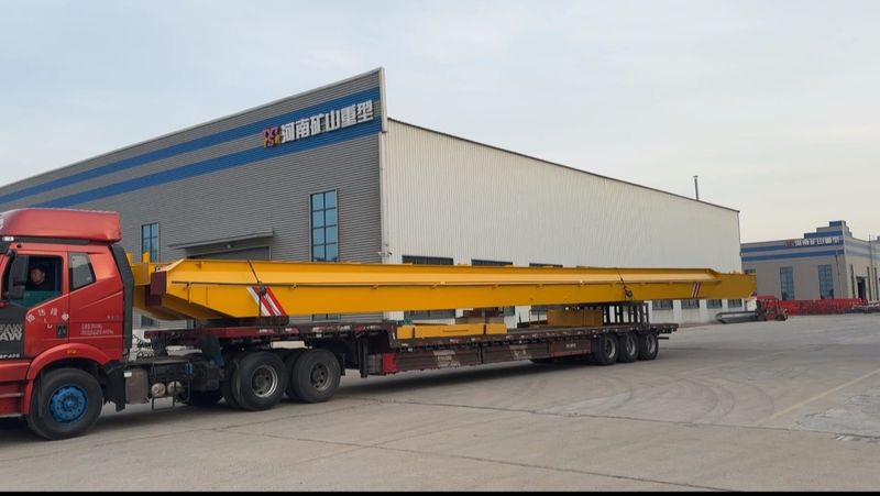 電動(dòng)葫蘆橋式起重機(jī) LH10t-27.95m 電動(dòng)單梁起重機(jī) LD5t—23.3m 制作完成，發(fā)往浙江省金華市交付客戶(hù)使用