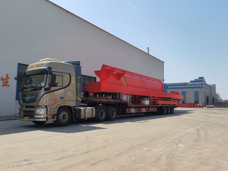 電動葫蘆門式起重機 MHxh16t—32m 制作完成，發(fā)往新疆交付客戶使用。